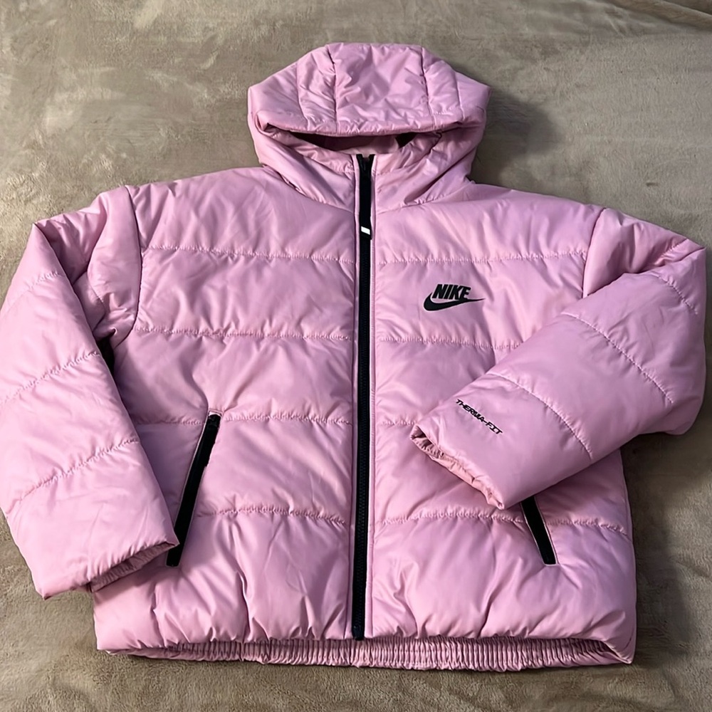 NIKE WMNS THERMA-FIT REPEL SYNTHETIC-FILL HOODED JACKET